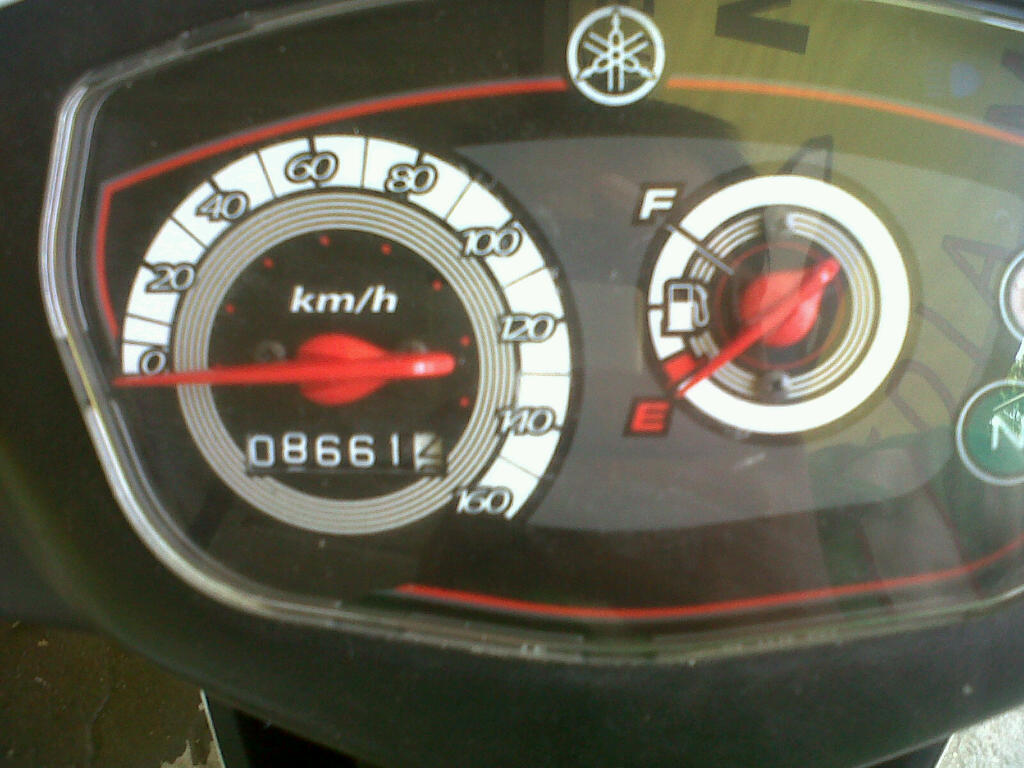 VEGA ZR 2011 PUTIH HITAM B-DKI