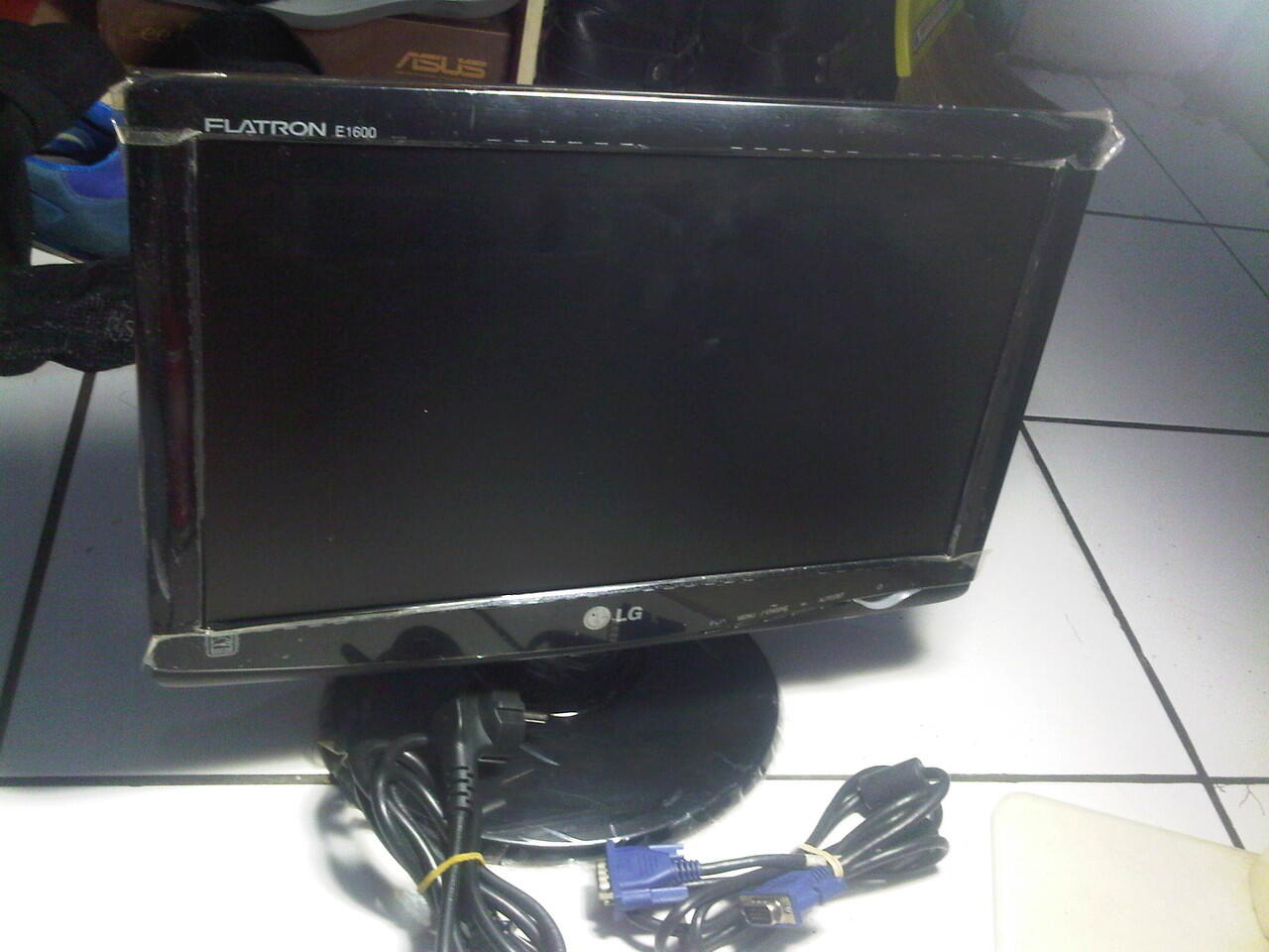 LCD LG FLATRON F1600 17" (JAKARTA SELATAN)