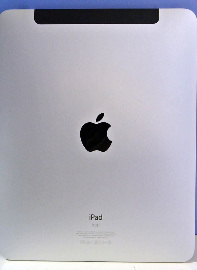 WTS iPad 1st gen 64 GB Wi-Fi + 3G