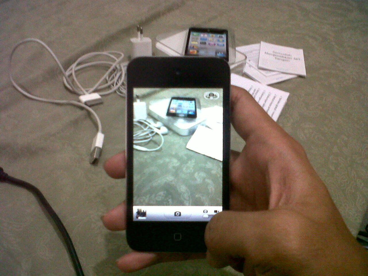 apple ipod touch gen 4 8gb murmer fullset surabaya
