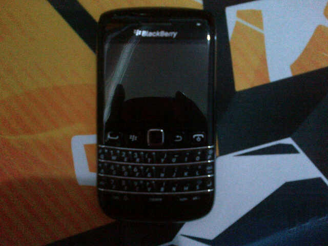 Blackberry Bellagio 9790 Black