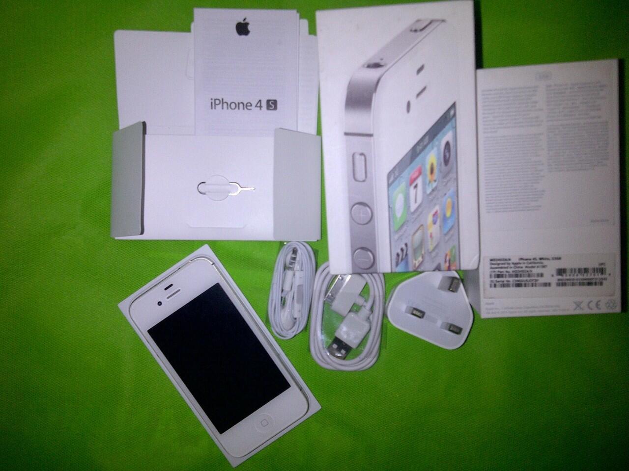 dijual 2nd 99% iphone4s 32GB white FU mulus