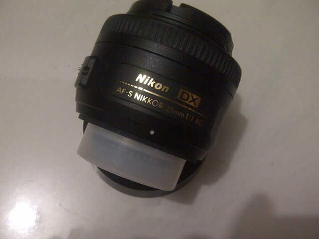 DIJUAL KAMERA NIKON D7000,LENSA 35MM AF-S DX NIKKOR F/1.8G, SECOND KONDISI MULUS