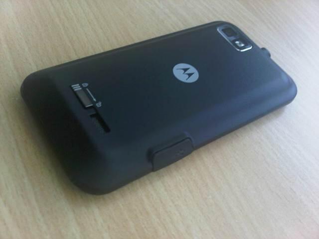 Motorola Defy Mini XT 535 Batangan Anti Air