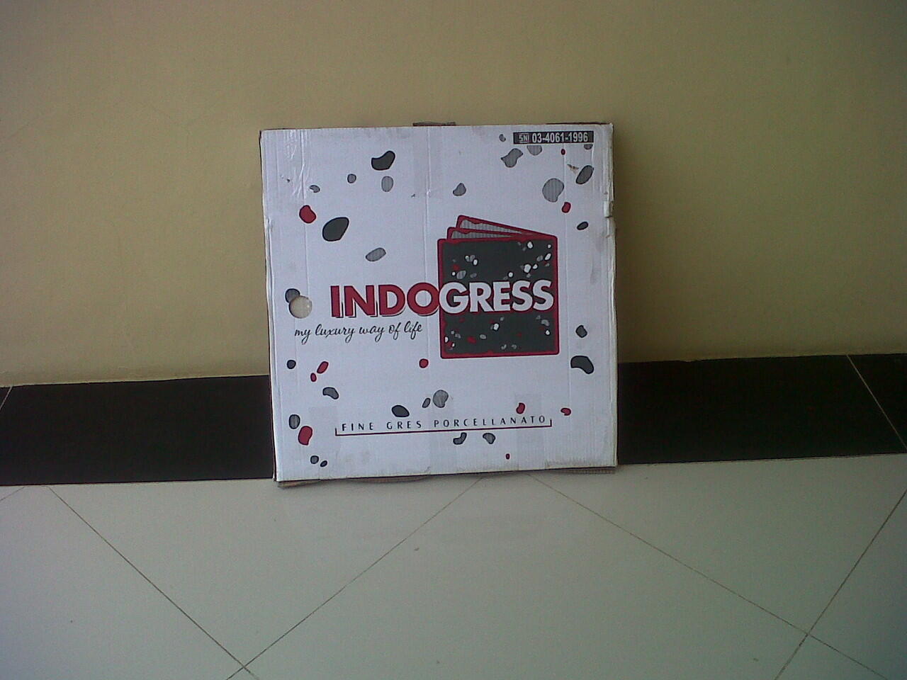 Terjual DIJUAL Keramik IndoGress  60x60 Warna Cream KASKUS