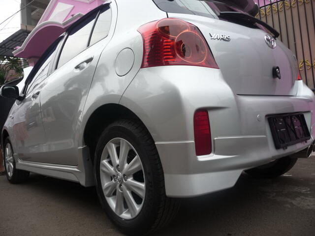 Dijual Cepat Toyota New Yaris Type E Manual - Oktober 2012