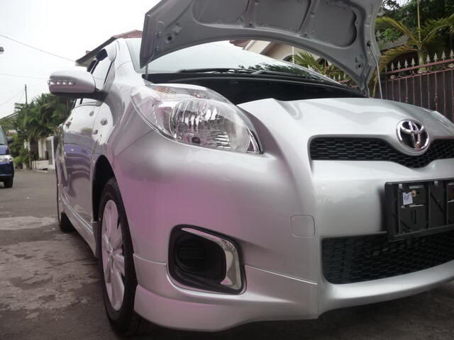 Dijual Cepat Toyota New Yaris Type E Manual - Oktober 2012