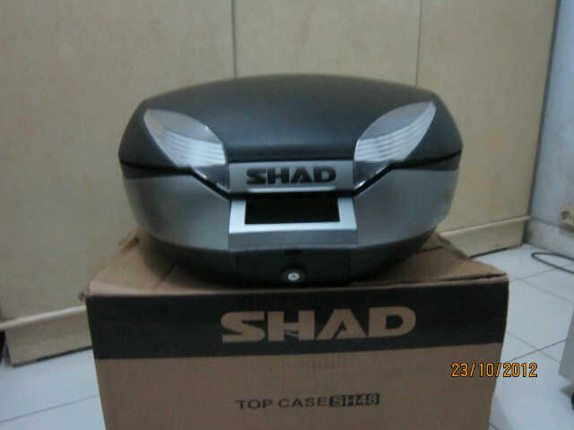 BOX SHAD 48 (99% NEW)