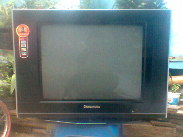 CHANGHONG SLIM FLAT TV 21 INCH - PF 21500 SERIES GOOD CONDITION BANDUNG