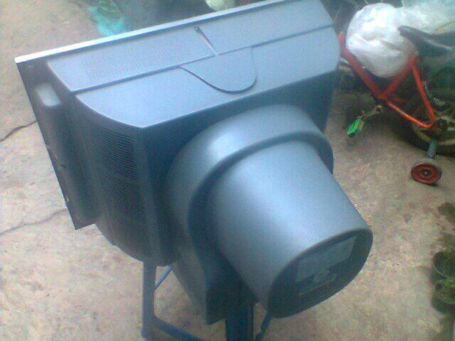 CHANGHONG SLIM FLAT TV 21 INCH - PF 21500 SERIES GOOD CONDITION BANDUNG