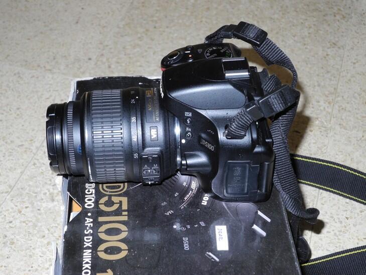 Jual Nikon D5100 kits (Jakarta)