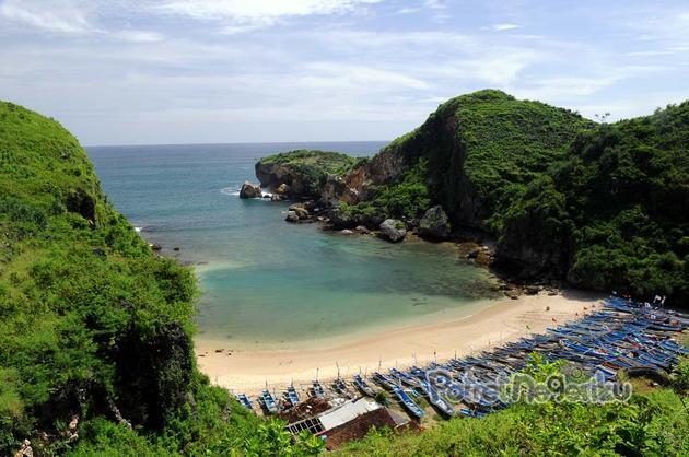 13 Pantai di Yogyakarta yang Menawan &#91;Serba 13&#93;