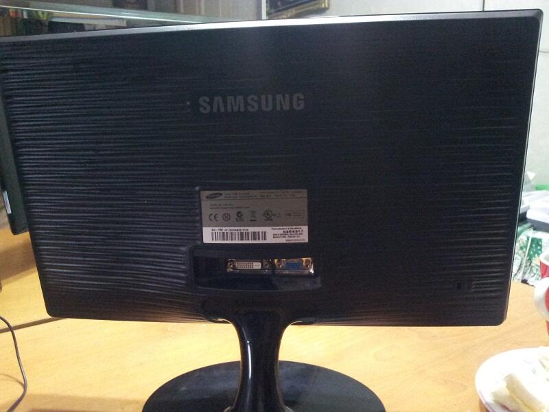 WTS GEFORCE GT6600(AGP), RAM DDR 1 KINGSTON (2 KEPING) Bonus Sound Card Sound Blaster