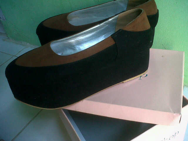 wts cewe wedges second hitam coklat biru datar handmade flatform uk.40 beludru