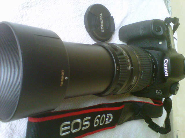 WTS: CANON EOS D60 + LENSA TAMRON