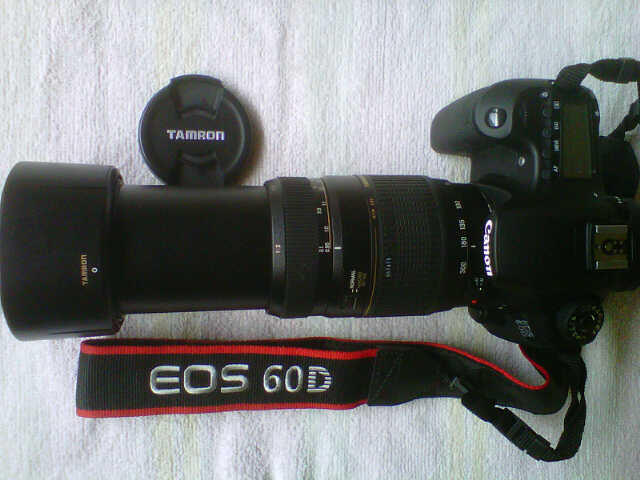 WTS: CANON EOS D60 + LENSA TAMRON