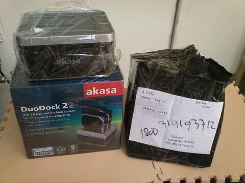 Harddisk Docking (Sharkoon, Vantec, Akasa) High Quality Memory Booster | Sick Price!!