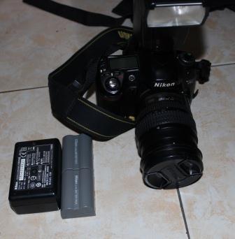 3 Buah Kamera DSLR murah Nikon d80, Sony Alpha A350, Canon 600D silahkan dipilih 