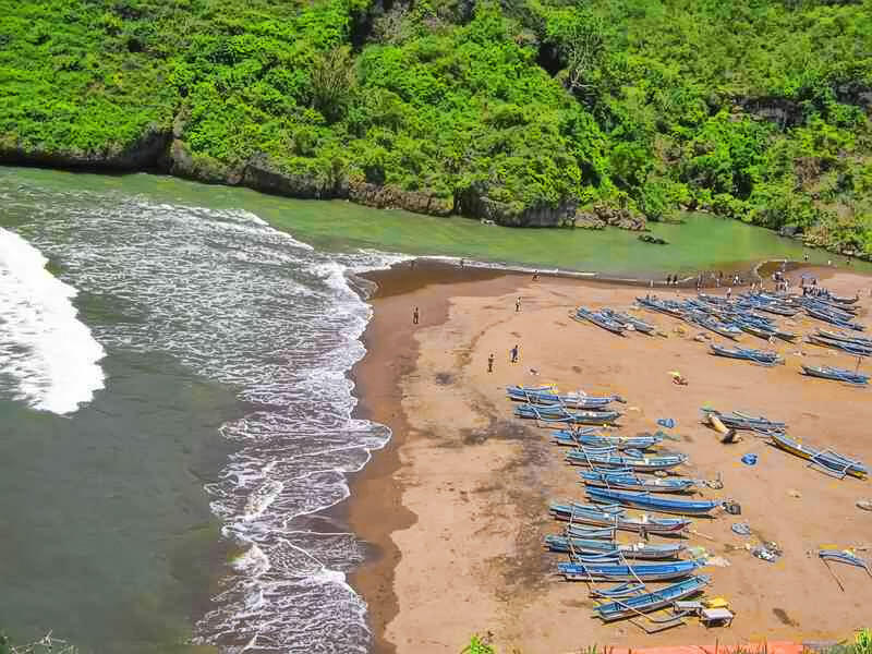 13 wisata menarik di Gunungkidul , Jogjakarta &#91;serba 13&#93;