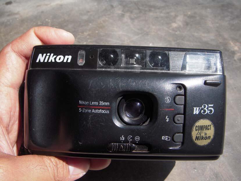 Kamera Nikon W35