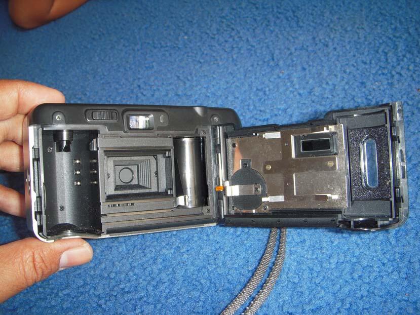 Kamera Semi Digital TOMA