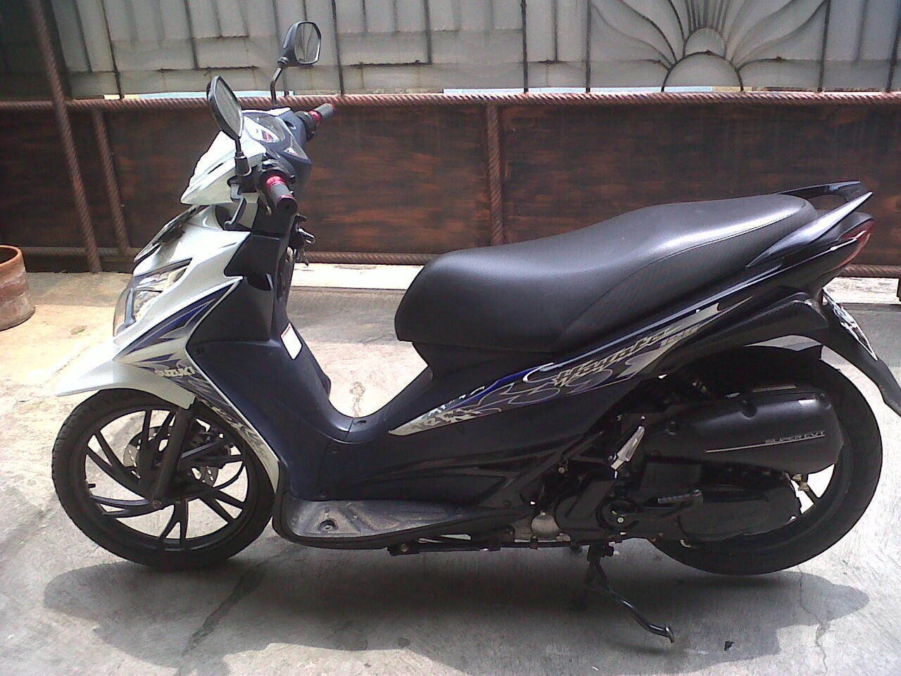 Cari JUAL SUZUKI HAYATE 125 "PUTIH - BIRU" - "05 - 2011 