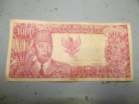 WTS. uang lama RP 1000 thun64