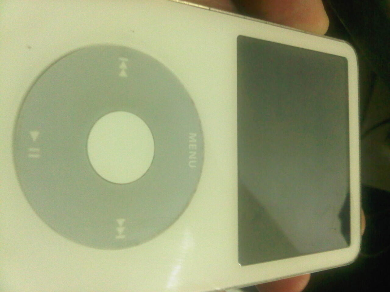 WTS JUAL IPOD GLASSIC 8GB