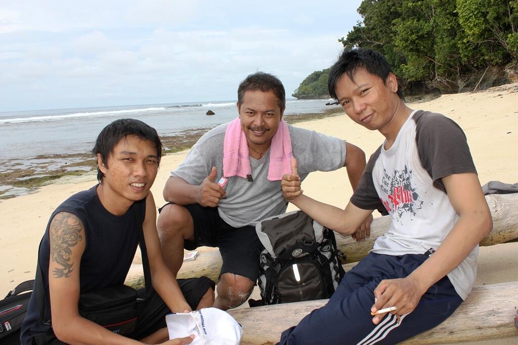 BER 13 EKSPEDISI PANTAI SAURI DISTRIK ORIDEK, BIAK TIMUR, PAPUA &#91;SERBA 13&#93;