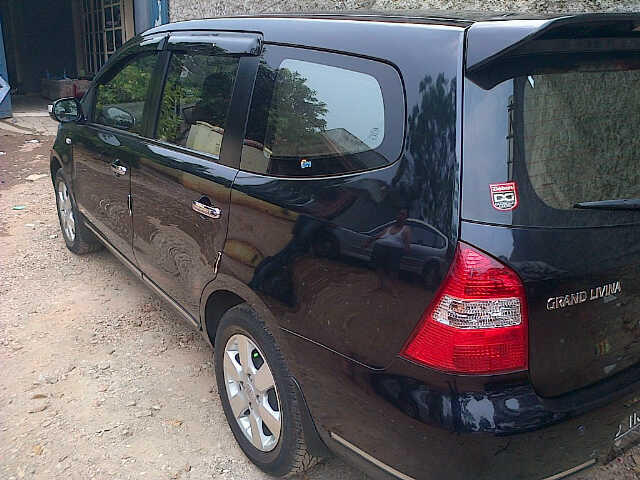 Dijual : Nissan Grand Livina 1.8 Ultimate