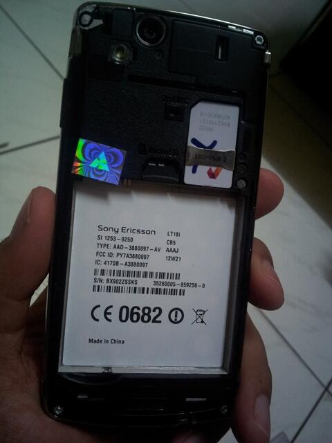 Sony Experia Arc S Lt18i white (putih)