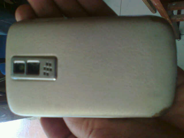 BU Bold 9000 White Semarang (pengen ganti Android)