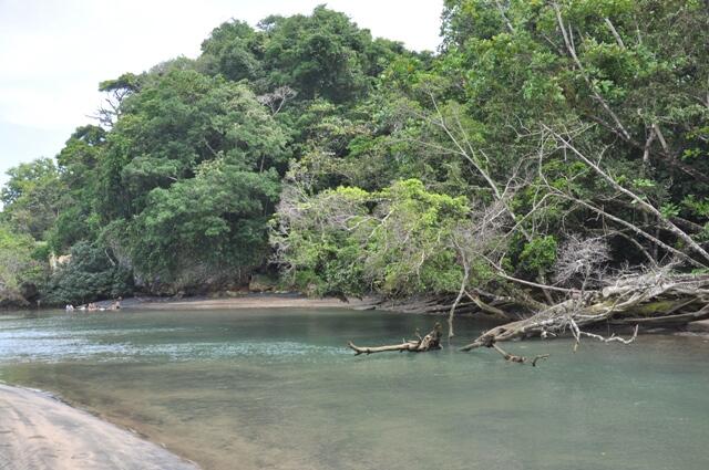 Pesona Pantai Kodang Iwak, Malang