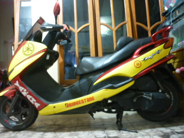 Terjual JUAL YAMAHA MOGE  MATIC  MAJESTY 2000 BD BUTUH DUIT 