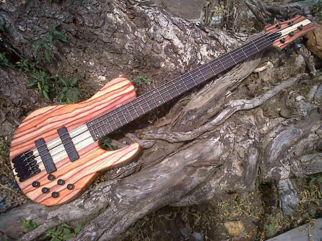 jual gitar bass akustik elektrik custom hand made semarang jawa tengah murah bagus