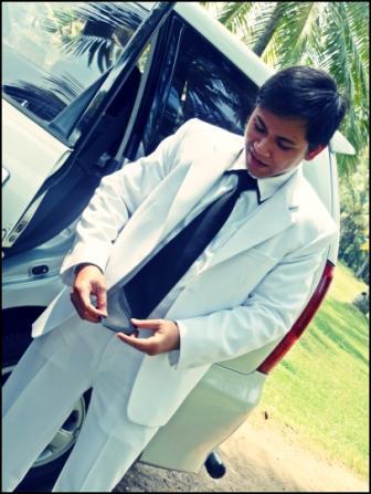 ******* SETELAN JAS PUTIH DAN KEBAYA *******