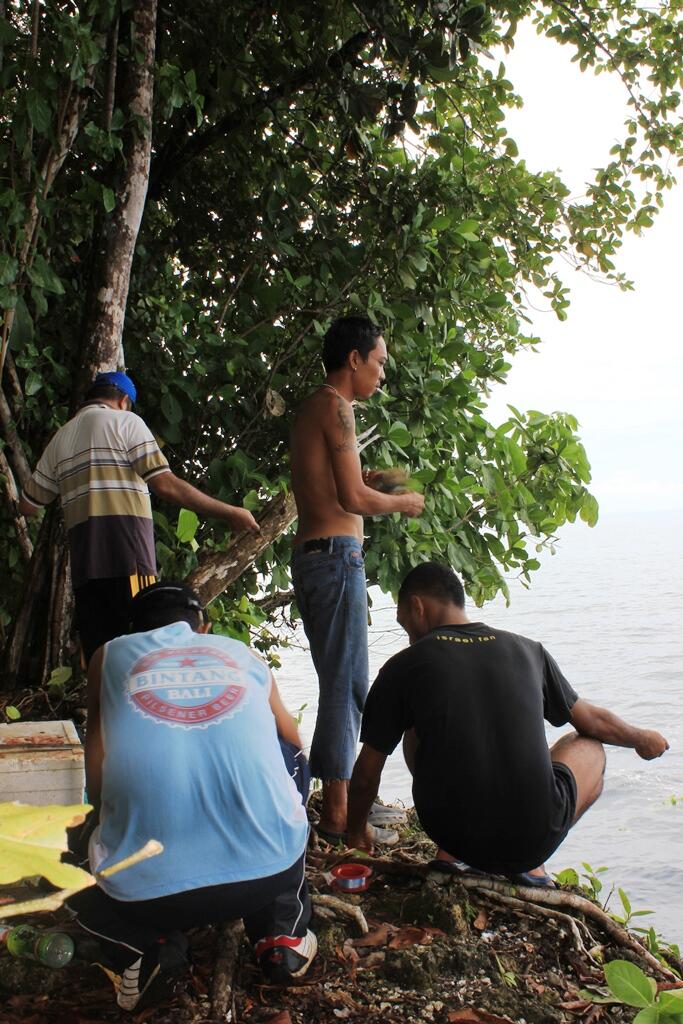 BER 13 EKSPEDISI PANTAI SAURI DISTRIK ORIDEK, BIAK TIMUR, PAPUA &#91;SERBA 13&#93;