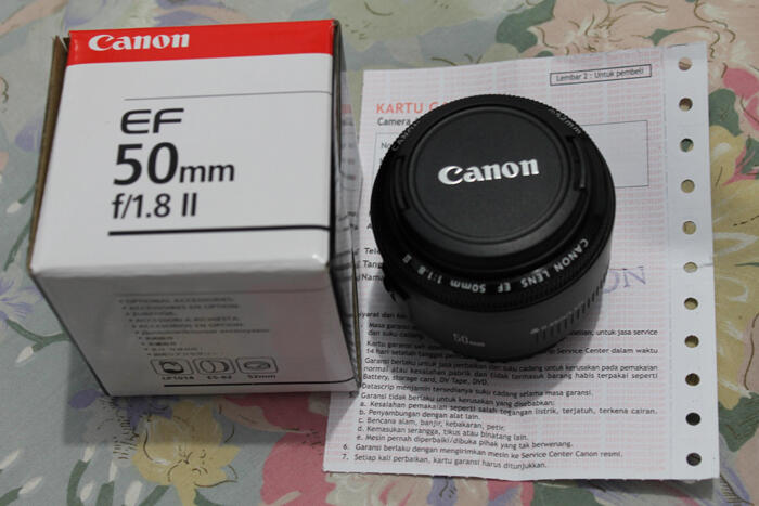 CANON 30D BO + BG dan LENSA 50MM F1.8 !! JAKARTA MURMER!!