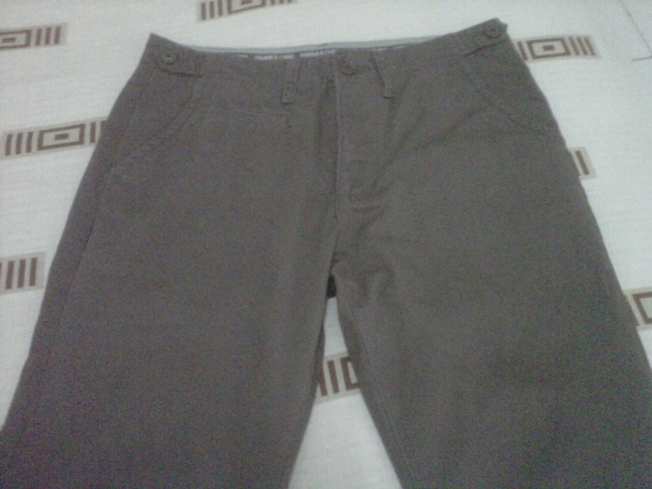 Terjual CELANA  CHINOS HAMMER  BARU SIZE 30 BANTING HARGA 