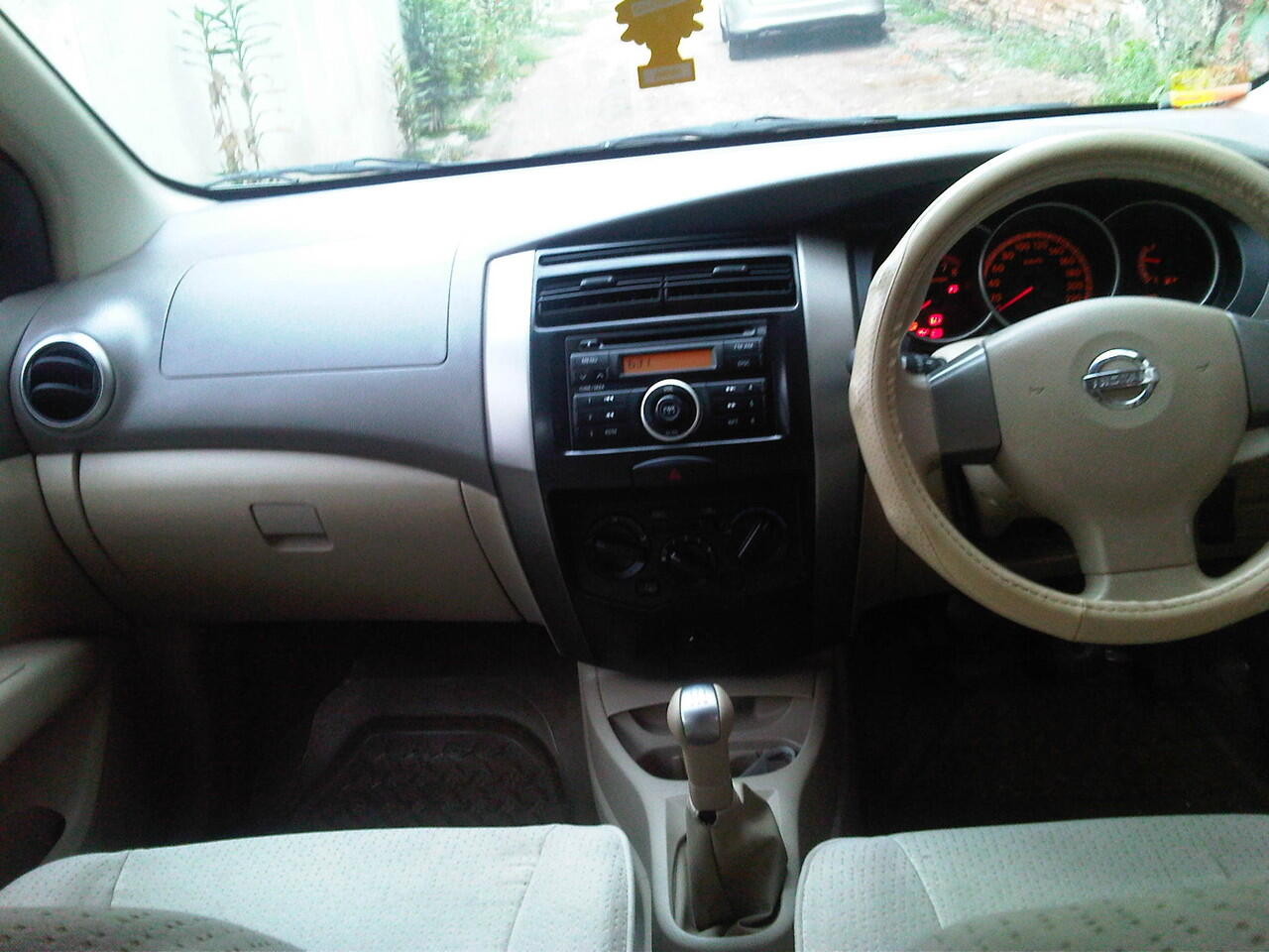 Grand Livina 1.5 XV Manual
