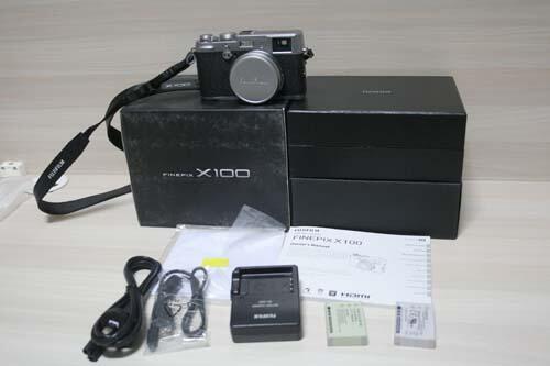 Dijual Cepat FujiFilm X100 + Extra Battery