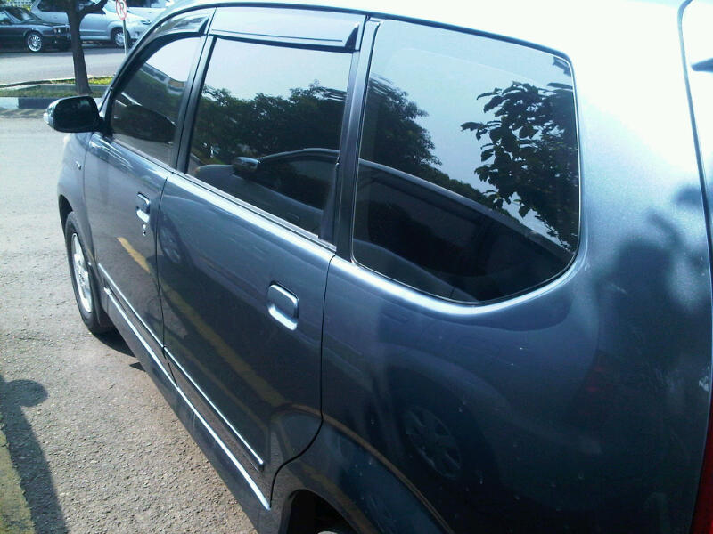 AVANZA G M/T 2010 Dark Grey