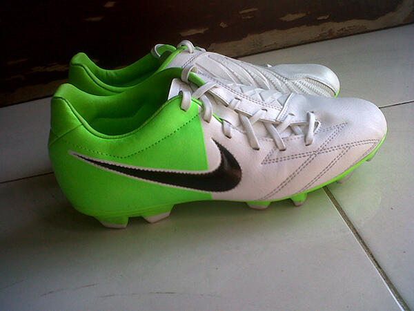 jual nike t90