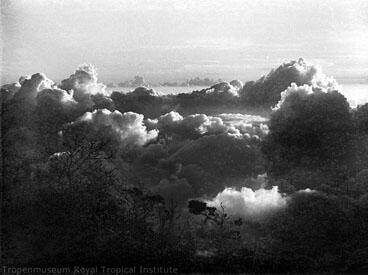 foto-foto suasana gunung Gunung Merbabu tahun 1910