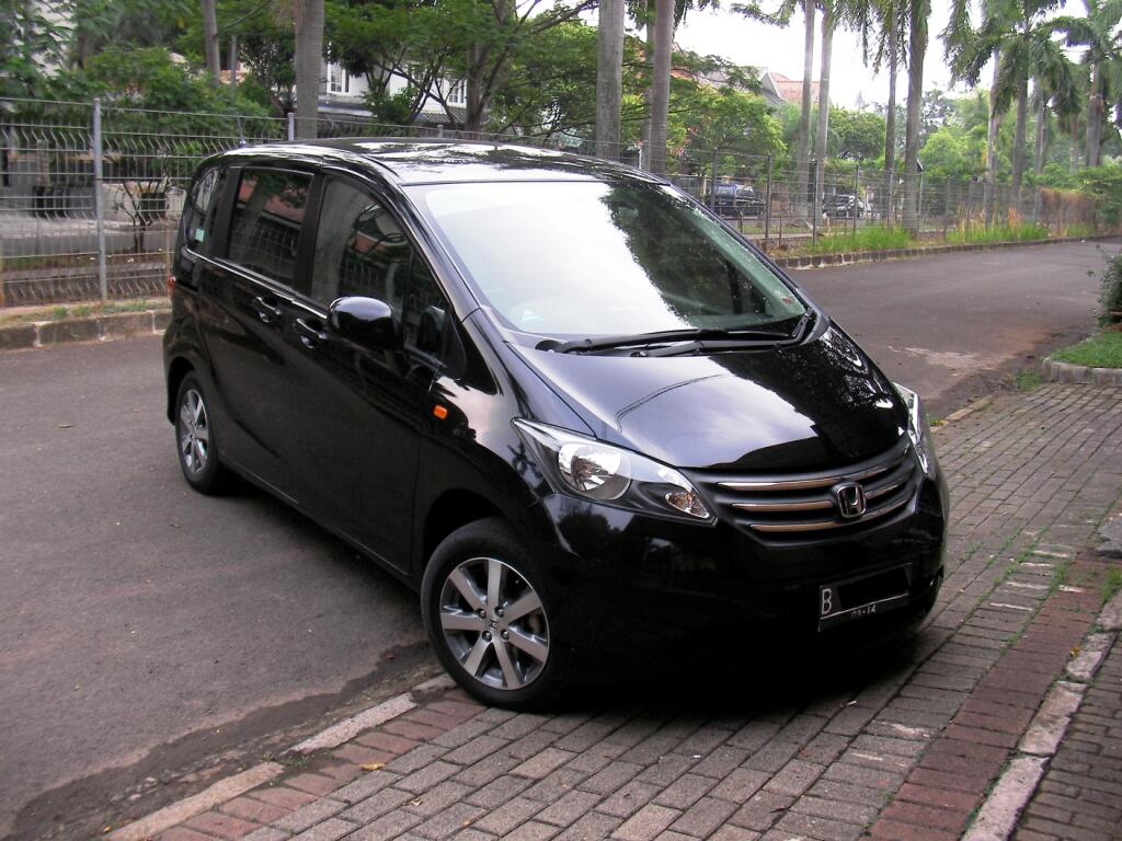 Freed psd 2009 TDP 30jt / CICILAN 1,6jt
