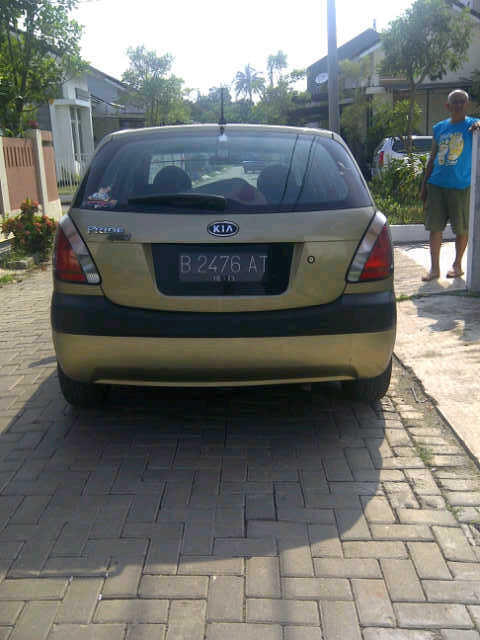 KIA PRIDE GOLD 2006