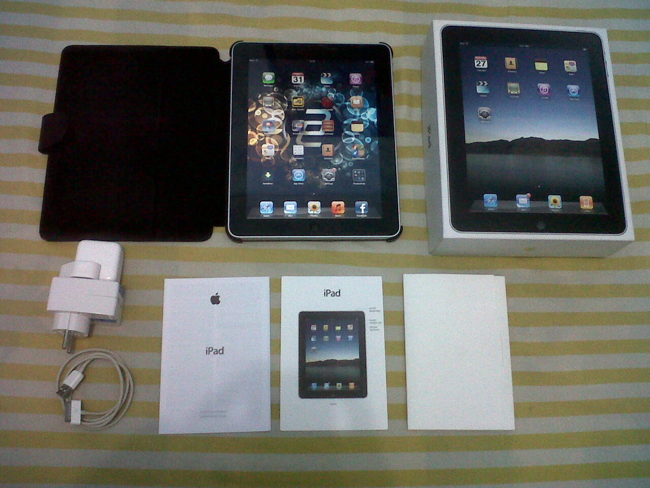 Jual Ipad 1 64Gb MULUS BANGET!!!