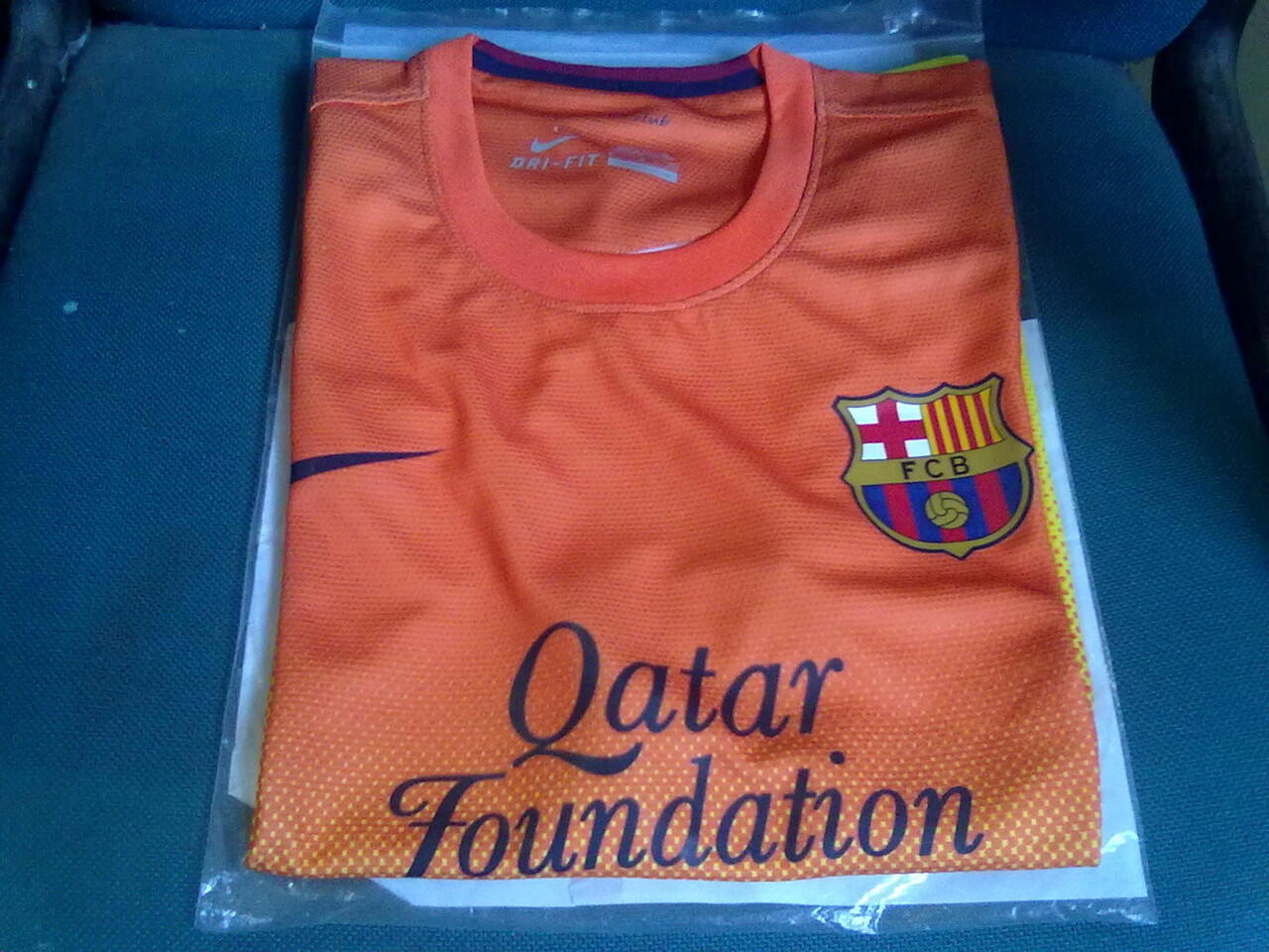 jersey barcelona away player issue 100rb