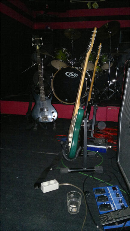 jual alat musik band surabaya