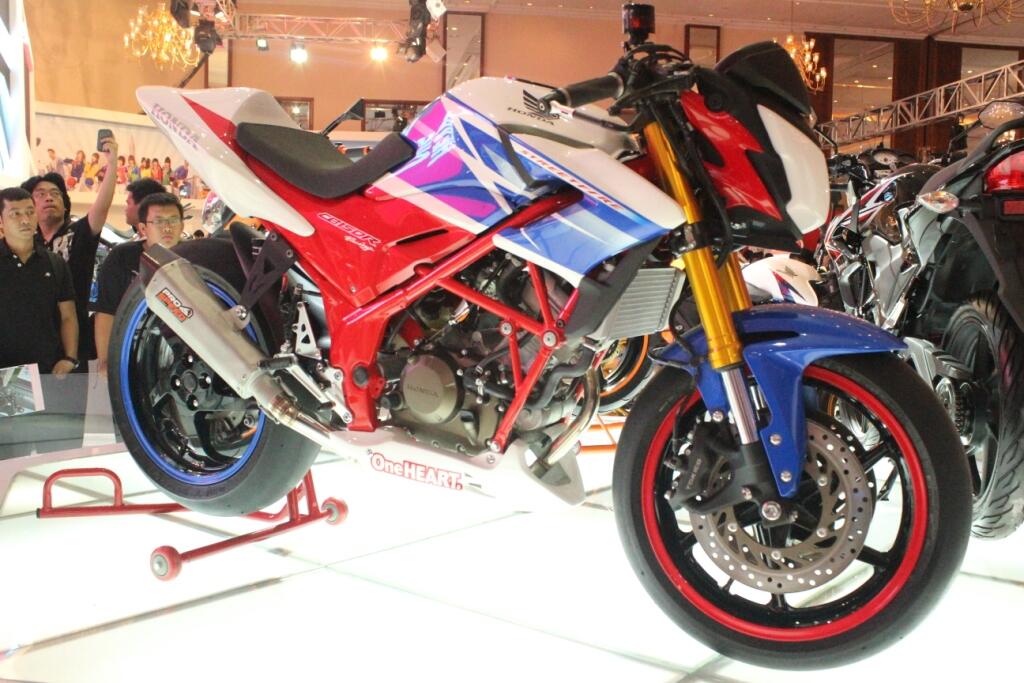 Mengintip JMCS Jakarta Motorcyle Show 2012